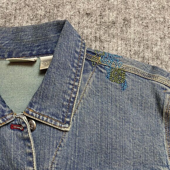 Chicos Denim Jacket Women Medium Blue Embroidered Asian Theme Trucker Style - Picture 4 of 14